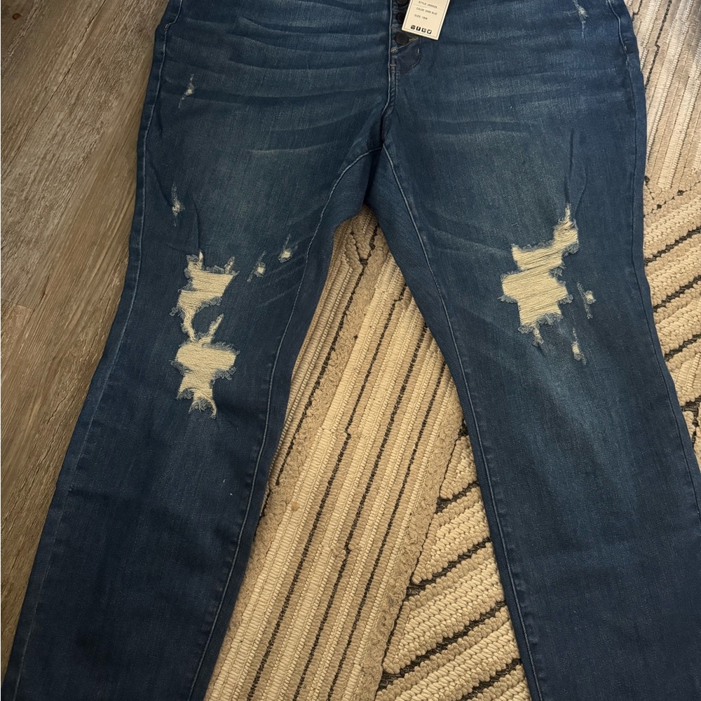 Judy Blue 18W NWT Distressed Boyfriend fit Jeans in Dark Blue